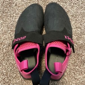 Butora Gomi Climbing Shoes